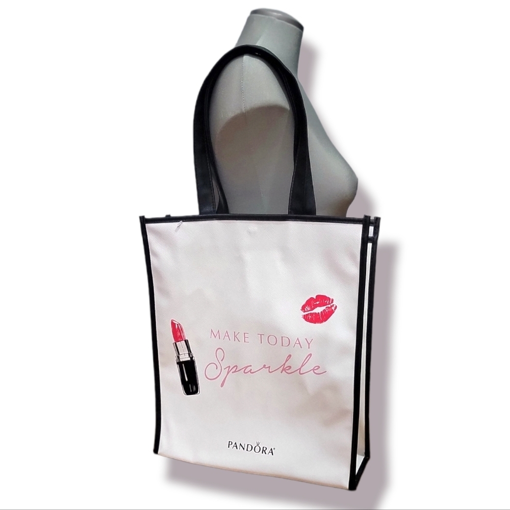 ❤️Pandora Large Tote Bag In Very good Condition